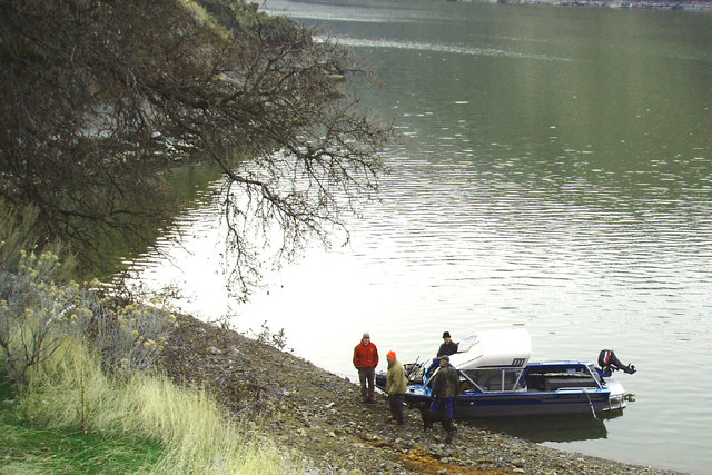 Idaho and Oregon are divided by the Snake River and this remote roadless stretch is called "Hells Canyon".  The only access to the chukar slopes of this 50 mile long canyon is by jet boat.  This page is of a trip with Rick Reitman and friends to the Brownlee section.