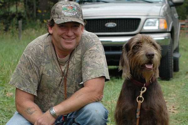 Tom Hession's pudelpointer, Blazr in Illinois at a NAVHDA training day.