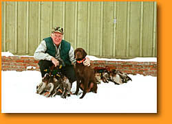 Former Idaho Governor & former Secretary of Interior Cecil Andrus posing with Cedarwoods Dusty Rose following an Idaho mallard shoot.